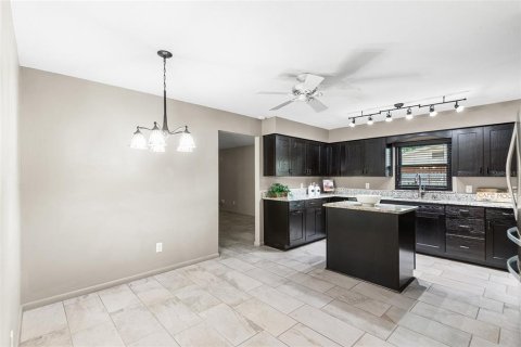 Villa ou maison à vendre à Winter Haven, Floride: 3 chambres, 158.03 m2 № 2349734 - photo 7
