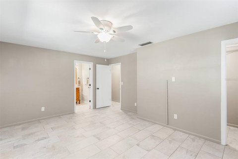 Villa ou maison à vendre à Winter Haven, Floride: 3 chambres, 158.03 m2 № 2349734 - photo 19