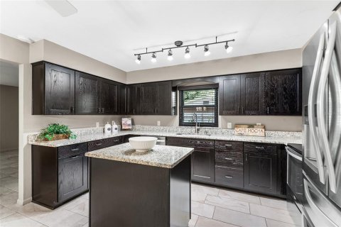 Villa ou maison à vendre à Winter Haven, Floride: 3 chambres, 158.03 m2 № 2349734 - photo 11