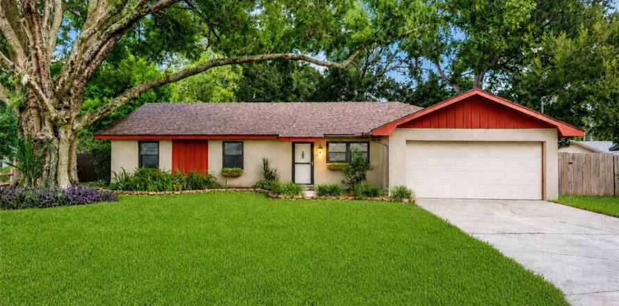 Villa ou maison à Winter Haven, Floride 3 chambres, 158.03 m2 № 2349734