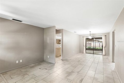 Villa ou maison à vendre à Winter Haven, Floride: 3 chambres, 158.03 m2 № 2349734 - photo 2