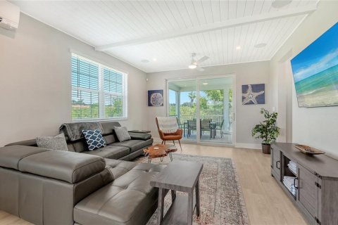 Casa en alquiler en Cortez, Florida, 3 dormitorios, 155.89 m2 № 1812987 - foto 2
