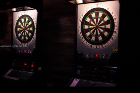 Immobilier commercial à vendre à Hollywood, Floride № 1990080 - photo 23