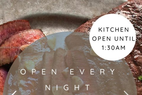 Immobilier commercial à vendre à Hollywood, Floride № 1990080 - photo 4