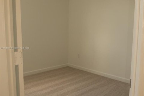 Adosado en alquiler en Homestead, Florida, 3 dormitorios, 171.68 m2 № 1944518 - foto 8