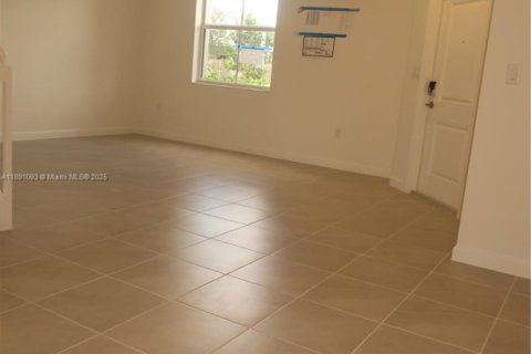 Adosado en alquiler en Homestead, Florida, 3 dormitorios, 171.68 m2 № 1944518 - foto 6