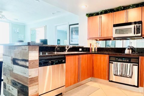 Copropriété à louer à West Palm Beach, Floride: 2 chambres, 104.98 m2 № 2086083 - photo 4