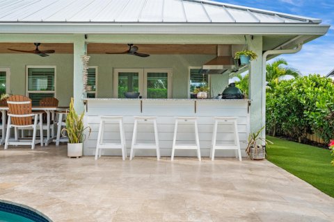 House in Stuart, Florida 4 bedrooms, 196.95 sq.m. № 2190150 - photo 29