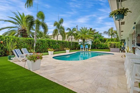 House in Stuart, Florida 4 bedrooms, 196.95 sq.m. № 2190150 - photo 21