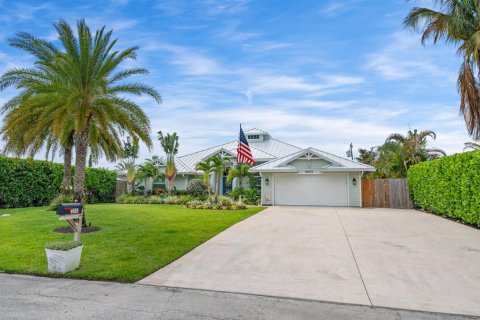 House in Stuart, Florida 4 bedrooms, 196.95 sq.m. № 2190150 - photo 5