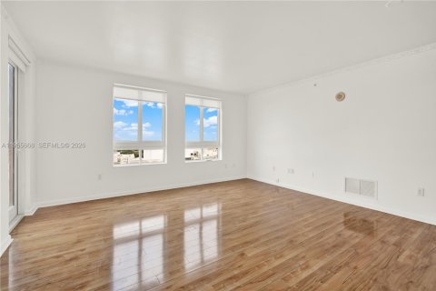 Copropriété à vendre à Miami, Floride: 2 chambres, 107.3 m2 № 2020192 - photo 18
