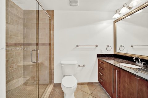 Copropriété à vendre à Miami, Floride: 2 chambres, 107.3 m2 № 2020192 - photo 7
