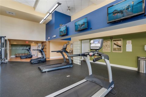 Copropriété à vendre à Miami, Floride: 2 chambres, 107.3 m2 № 2020192 - photo 27