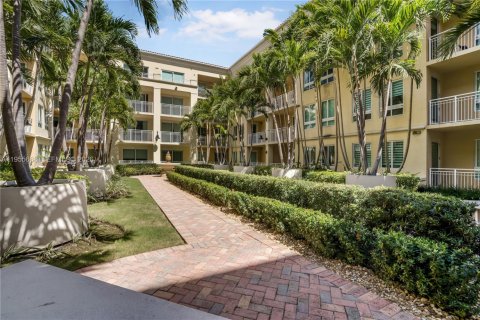 Copropriété à vendre à Miami, Floride: 2 chambres, 107.3 m2 № 2020192 - photo 30