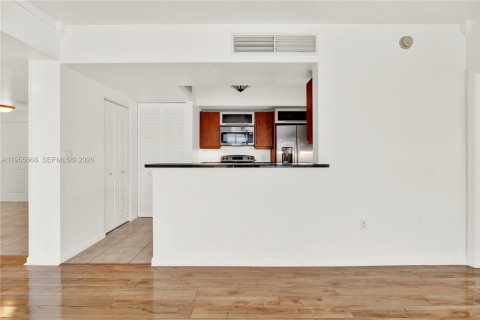 Copropriété à vendre à Miami, Floride: 2 chambres, 107.3 m2 № 2020192 - photo 16