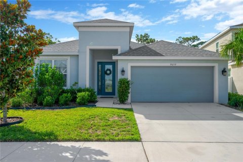House in Riverview, Florida 3 bedrooms, 188.5 sq.m. № 1853269 - photo 1