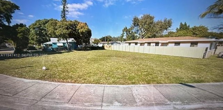 Terrain à Miami, Floride № 2004784