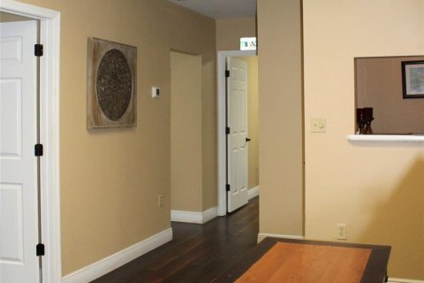 Immobilier commercial à louer à Lakeland, Floride: 102.19 m2 № 2296882 - photo 5
