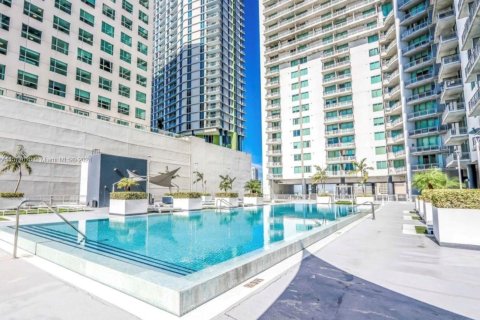Condo in Miami, Florida, 1 bedroom  № 1959921 - photo 15