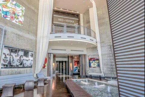 Condo in Miami, Florida, 1 bedroom  № 1959921 - photo 12