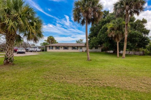 Casa en venta en St. Lucie, Florida, 3 dormitorios, 206.99 m2 № 2189562 - foto 8
