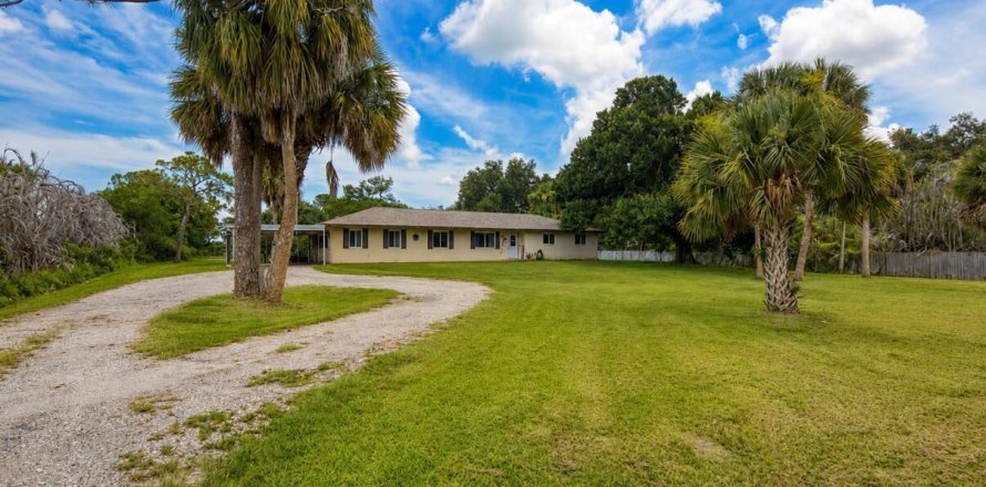 Casa en St. Lucie, Florida 3 dormitorios, 206.99 m2 № 2189562