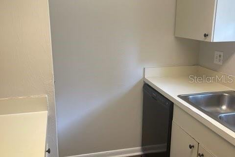 Townhouse in Gainesville, Florida 3 bedrooms, 136.19 sq.m. № 2230373 - photo 8