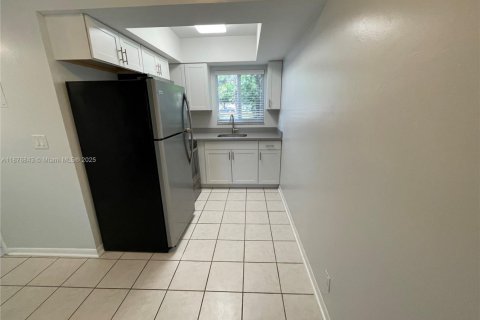 Appartement à louer à Wilton Manors, Floride: 1 chambre № 1923743 - photo 7