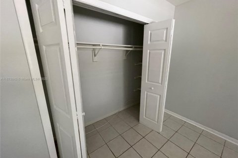 Appartement à louer à Wilton Manors, Floride: 1 chambre № 1923743 - photo 11