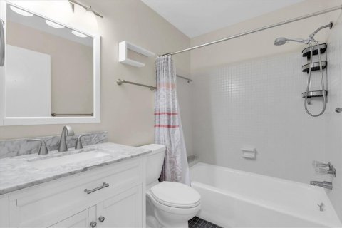 Copropriété à vendre à Belleair Bluffs, Floride: 1 chambre, 97.55 m2 № 1584512 - photo 12