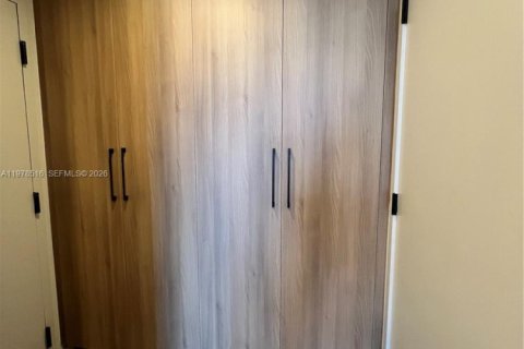 Купить кондоминиум в Майами, Флорида 42.36м2, № 2091226 - фото 13