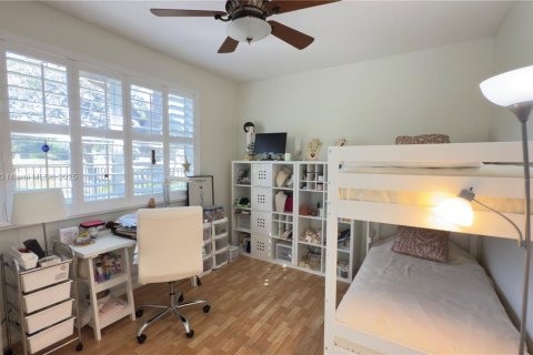 House in Weston, Florida 5 bedrooms, 286.51 sq.m. № 1811290 - photo 15
