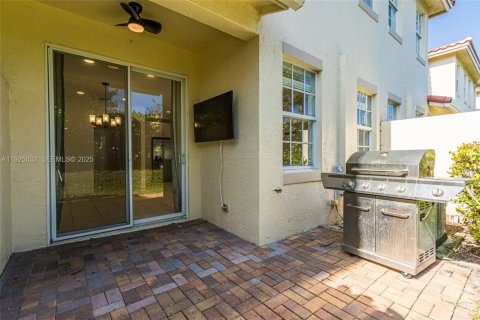 Купить кондоминиум в Делрей-Бич, Флорида 3 спальни, 155.52м2, № 1983727 - фото 15