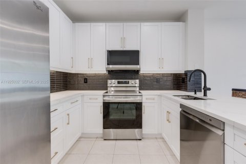 Купить кондоминиум в Делрей-Бич, Флорида 3 спальни, 155.52м2, № 1983727 - фото 5