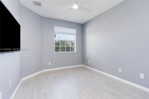 Купить кондоминиум в Делрей-Бич, Флорида 3 спальни, 155.52м2, № 1983727 - фото 20