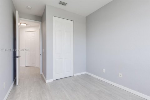 Купить кондоминиум в Делрей-Бич, Флорида 3 спальни, 155.52м2, № 1983727 - фото 27