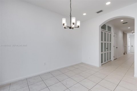 Купить кондоминиум в Делрей-Бич, Флорида 3 спальни, 155.52м2, № 1983727 - фото 11