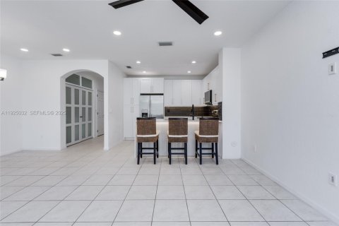 Купить кондоминиум в Делрей-Бич, Флорида 3 спальни, 155.52м2, № 1983727 - фото 10