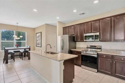 Villa ou maison à louer à Ocoee, Floride: 4 chambres, 310.29 m2 № 1872907 - photo 9
