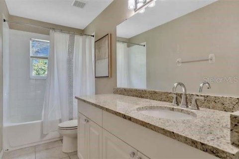 Villa ou maison à louer à Ocoee, Floride: 4 chambres, 310.29 m2 № 1872907 - photo 21