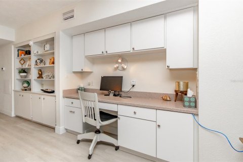 Condominio en alquiler en Belleair Beach, Florida, 2 dormitorios, 129.13 m2 № 928477 - foto 10