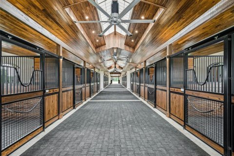 House in Ocala, Florida 2 bedrooms, 125.23 sq.m. № 1754573 - photo 5