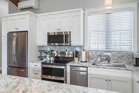 House in Ocala, Florida 2 bedrooms, 125.23 sq.m. № 1754573 - photo 27