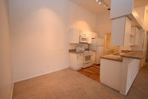 Condominio en alquiler en Zephyrhills, Florida, 2 dormitorios, 106.74 m2 № 1886817 - foto 8