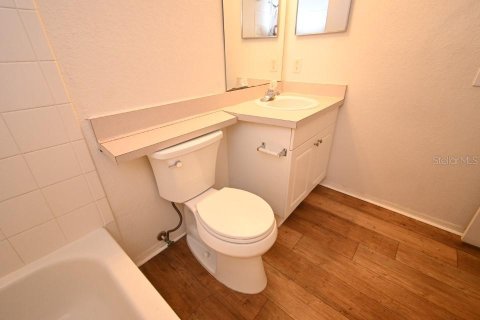 Condominio en alquiler en Zephyrhills, Florida, 2 dormitorios, 106.74 m2 № 1886817 - foto 20