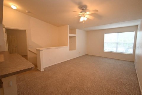 Condominio en alquiler en Zephyrhills, Florida, 2 dormitorios, 106.74 m2 № 1886817 - foto 7