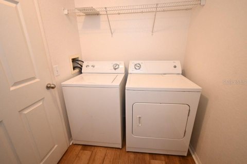 Condominio en alquiler en Zephyrhills, Florida, 2 dormitorios, 106.74 m2 № 1886817 - foto 12