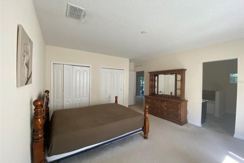 Casa en alquiler en Kissimmee, Florida, 5 dormitorios, 335.75 m2 № 1895062 - foto 23