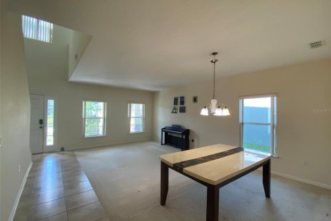 Villa ou maison à louer à Kissimmee, Floride: 5 chambres, 335.75 m2 № 1895062 - photo 3