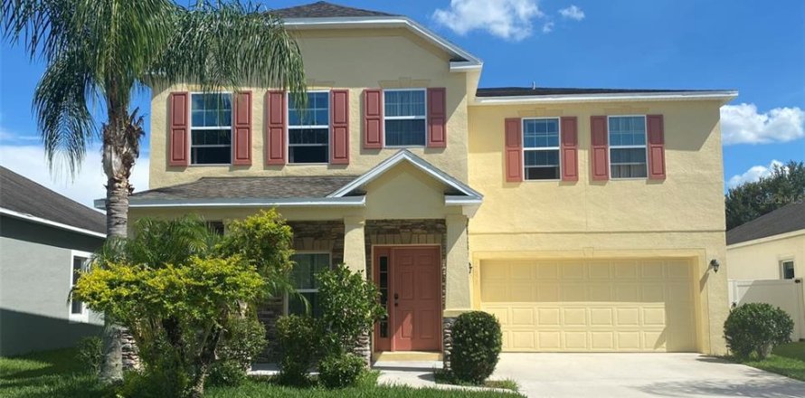 Casa en Kissimmee, Florida 5 dormitorios, 335.75 m2 № 1895062